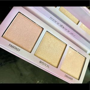 🦄 UNICORN DUST highlighter palette 🎨